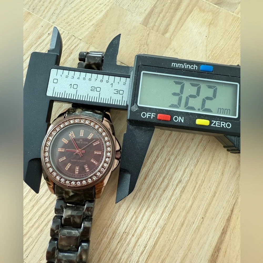 Anne Klein ladies brown and crystal accented watch NEW BATTERY